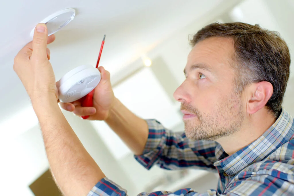 installation of smoke alarm